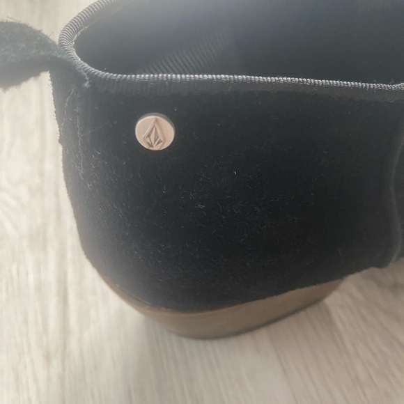 Volcom faux suede booties - Picture 4 of 7